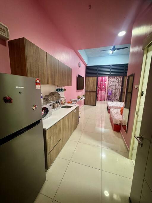 Hello Kitty Homestay - Cameron Highlands - Spacious Studio - Perfect For Families - Sleeps 4 And Baby Tanah Rata Eksteriør billede