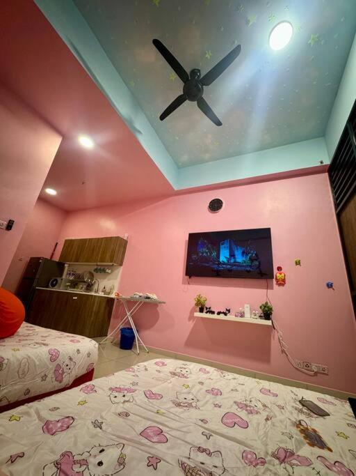 Hello Kitty Homestay - Cameron Highlands - Spacious Studio - Perfect For Families - Sleeps 4 And Baby Tanah Rata Eksteriør billede