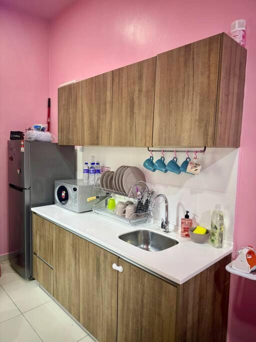Hello Kitty Homestay - Cameron Highlands - Spacious Studio - Perfect For Families - Sleeps 4 And Baby Tanah Rata Eksteriør billede